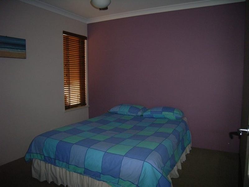 27 Pickering Drive, Dongara WA 6525