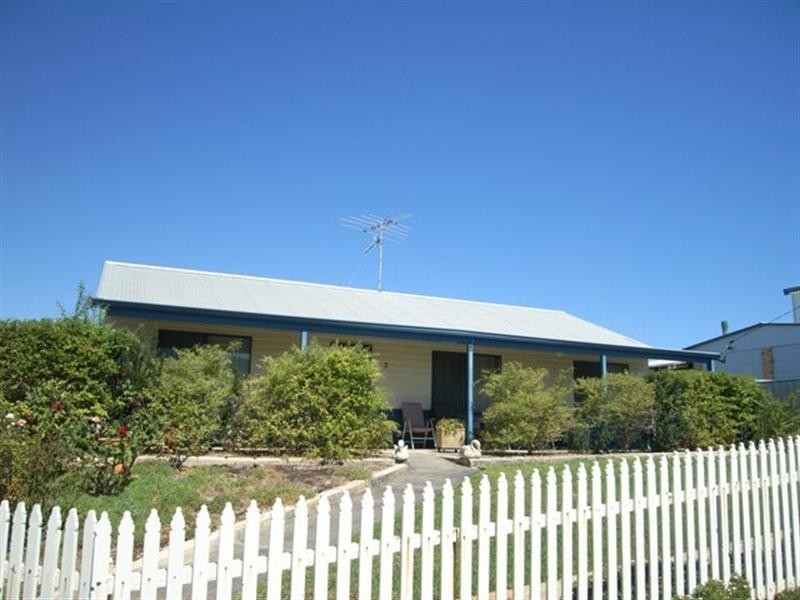 3 BUNGARU Road, Port Denison WA 6525