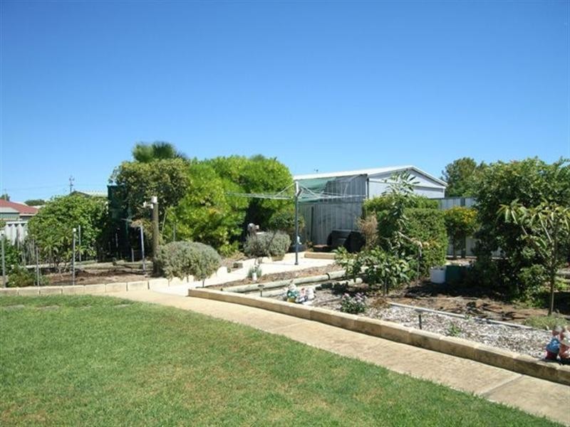 3 BUNGARU Road, Port Denison WA 6525