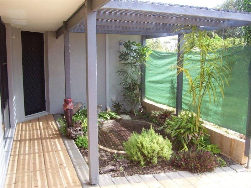 29 Pickering Drive, Dongara WA 6525