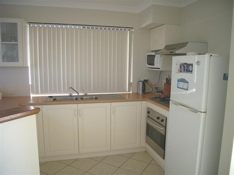 Unit1/6 Marina Heights, Port Denison WA 6525