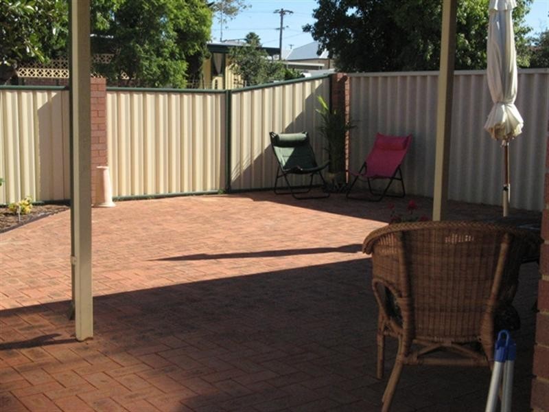 1/14 Hosken Street, Dongara WA 6525