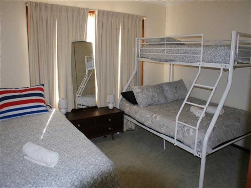 6 Downes Way, Port Denison WA 6525