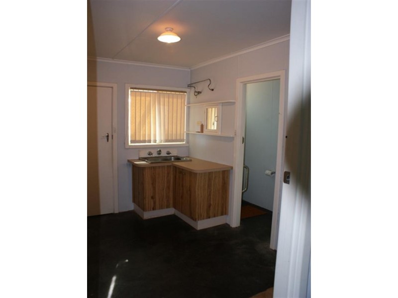 6 Downes Way, Port Denison WA 6525