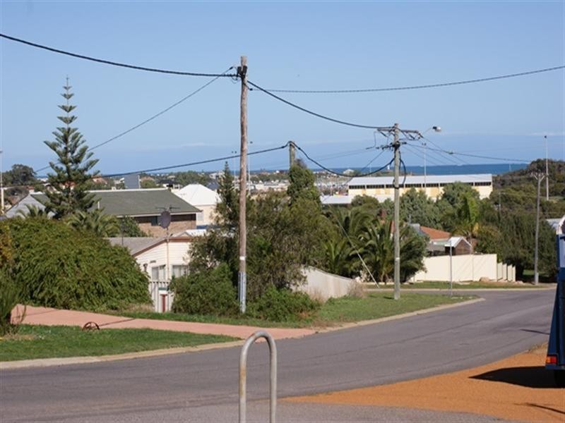 6 Downes Way, Port Denison WA 6525