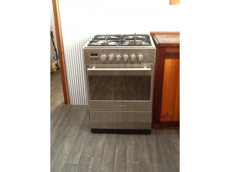 1 Pickering Drive, Dongara WA 6525