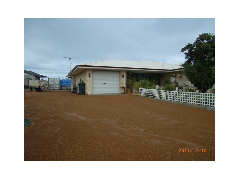 75 Deepwater Drive, Port Denison WA 6525