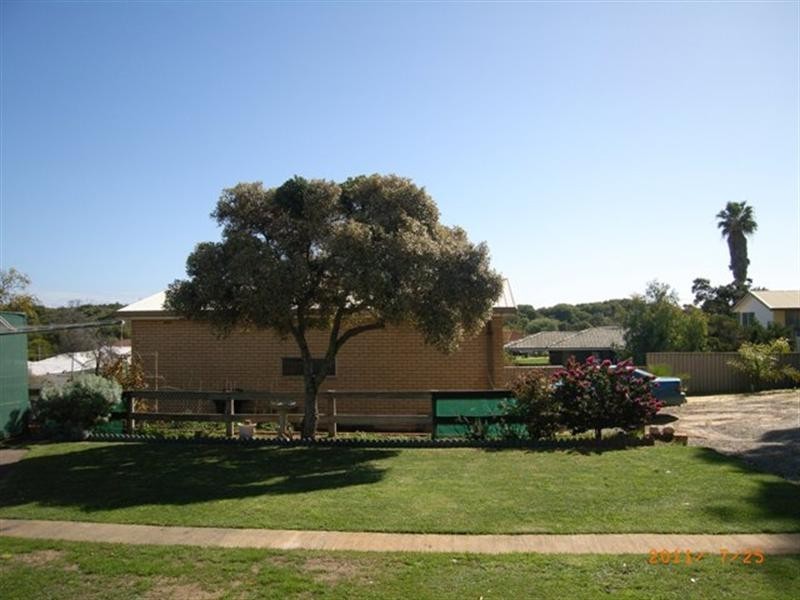 14 Downes Way, Port Denison WA 6525