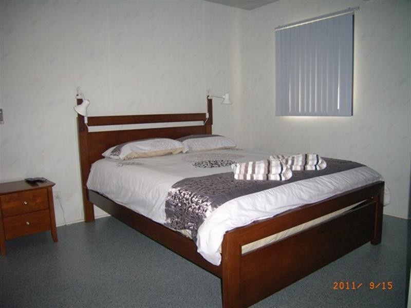 Unit 7/123 Point Leander Drive, Port Denison WA 6525