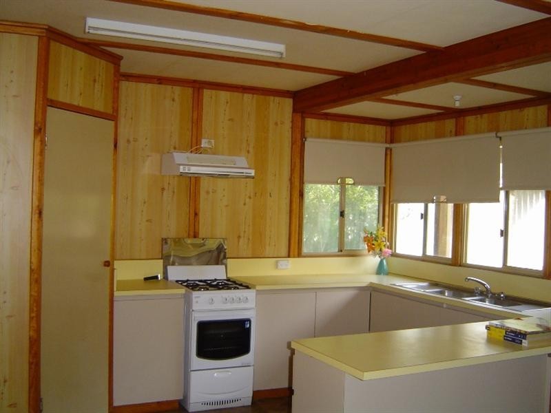 251 Point Leander Drive, Port Denison WA 6525