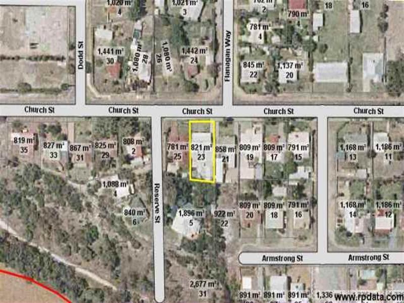 23 Church Street, Dongara WA 6525