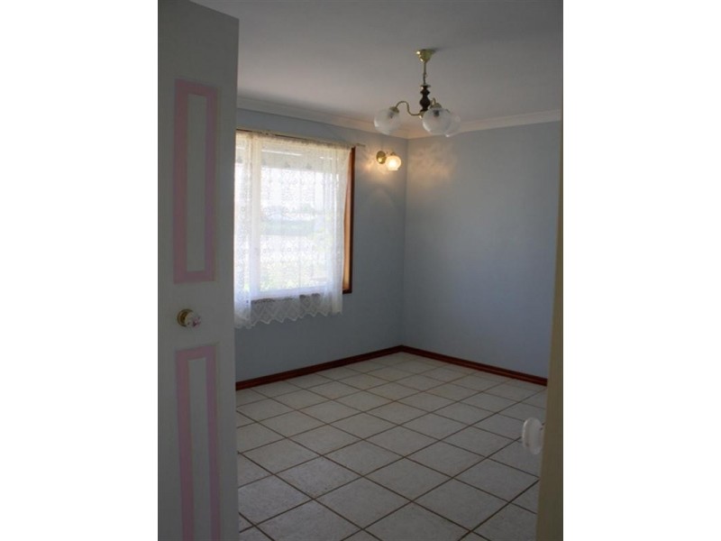 23 Church Street, Dongara WA 6525