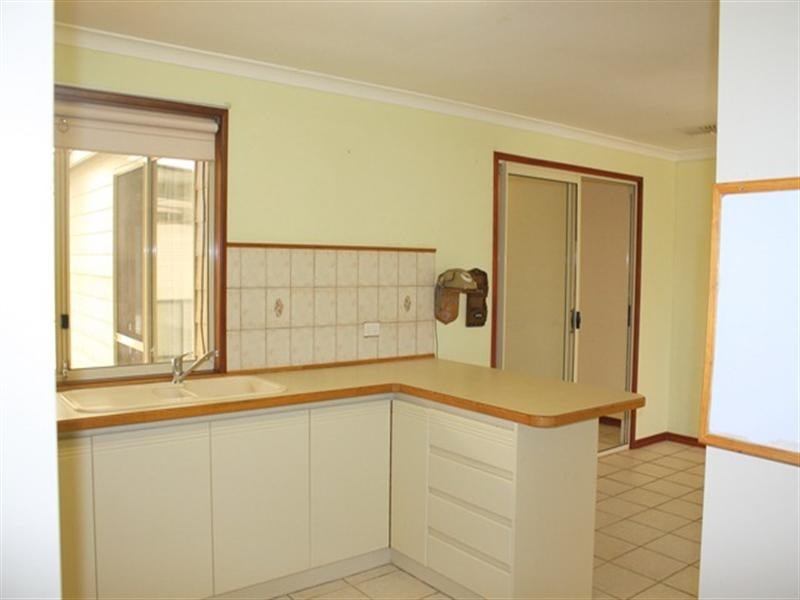 23 Church Street, Dongara WA 6525