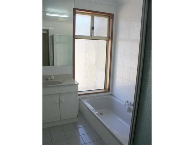 23 Church Street, Dongara WA 6525