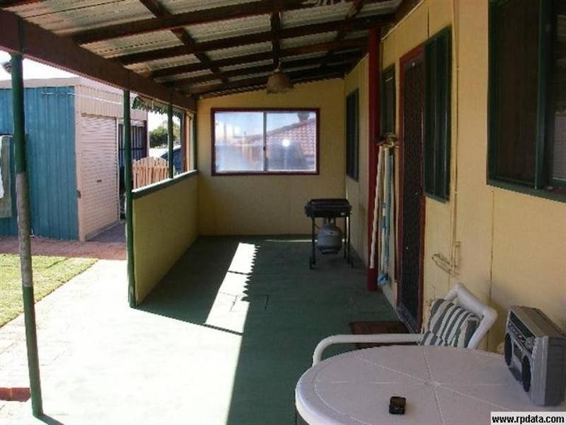 32 Ocean Drive, Port Denison WA 6525