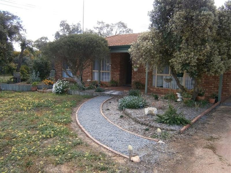 30 Fettler Street, Irwin WA 6525
