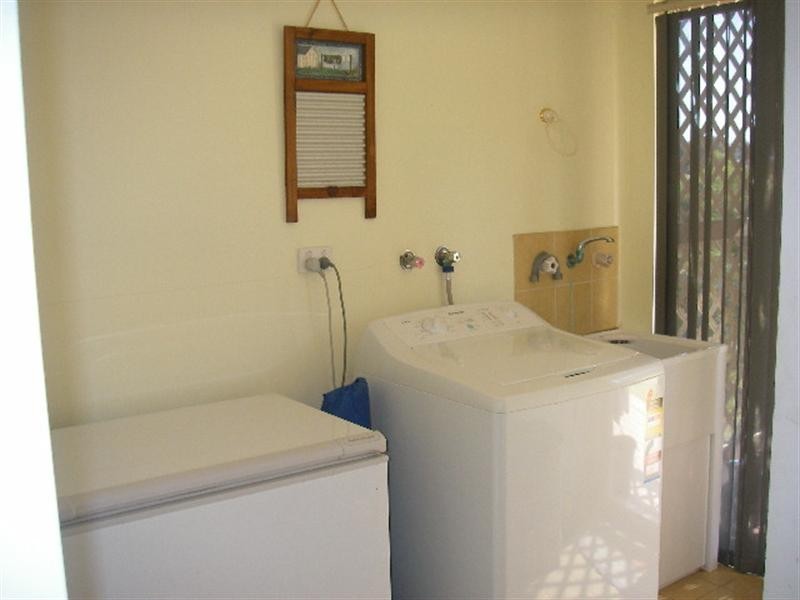 219 Pettit Road, Dongara WA 6525