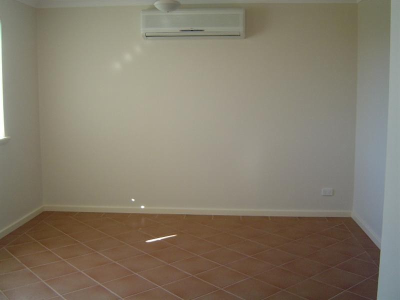 5 Mitchell Heights, Dongara WA 6525