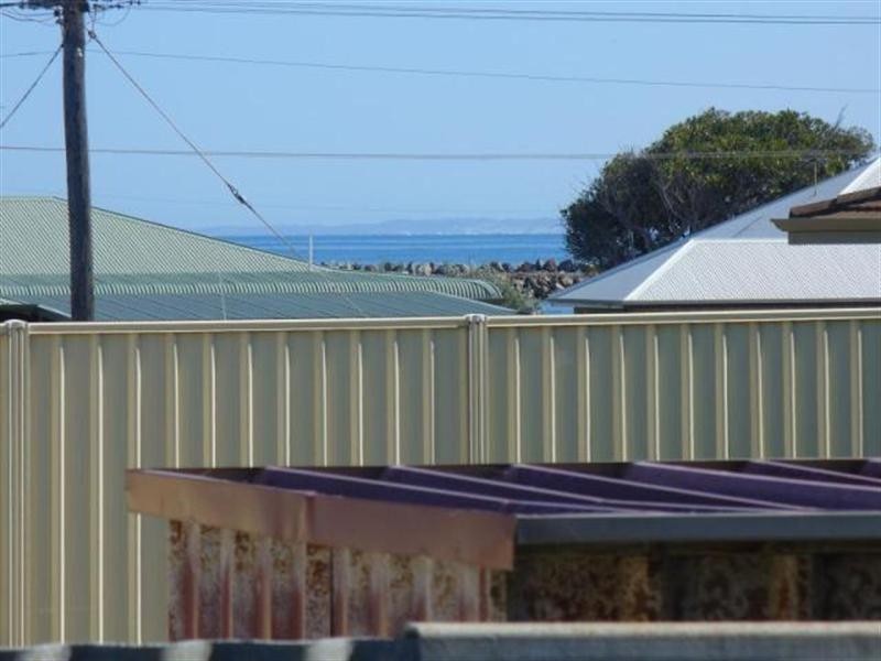 6 Healy Street, Port Denison WA 6525