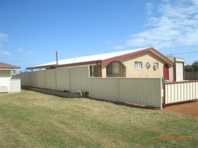 6 Healy Street, Port Denison WA 6525