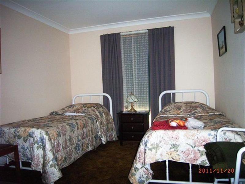 21 Waldeck Street, Dongara WA 6525