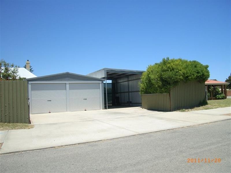 21 Waldeck Street, Dongara WA 6525