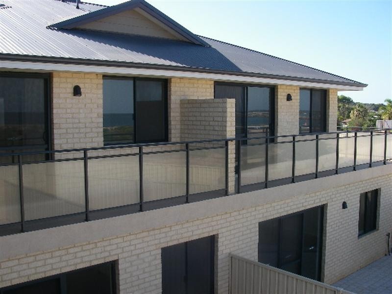 9/129 Point Leander Drive, Port Denison WA 6525