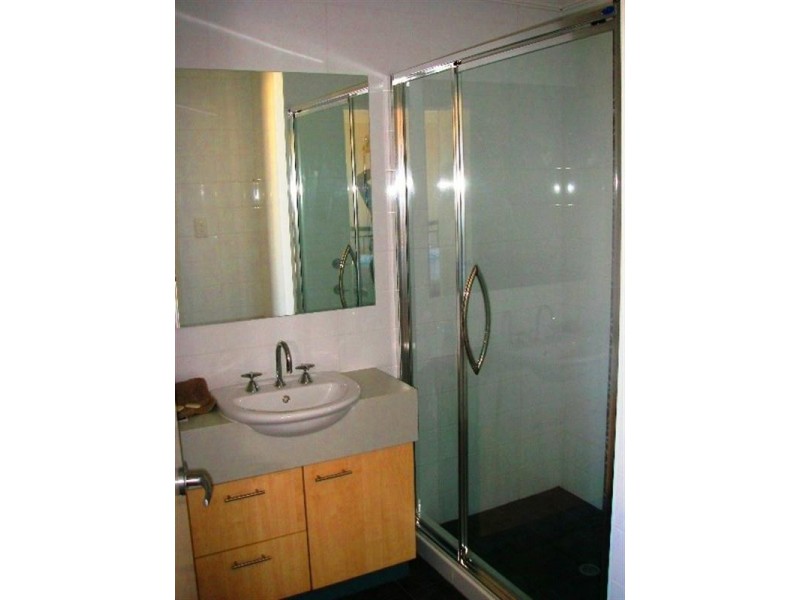 9/129 Point Leander Drive, Port Denison WA 6525