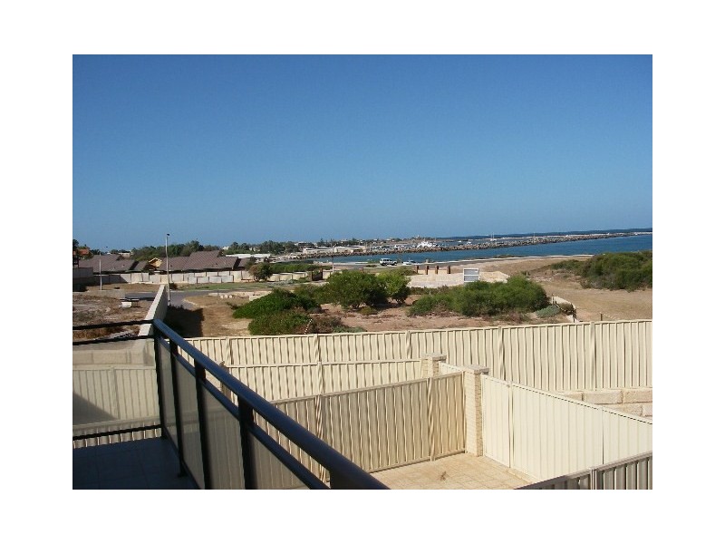 10/129 Point Leander Drive, Port Denison WA 6525