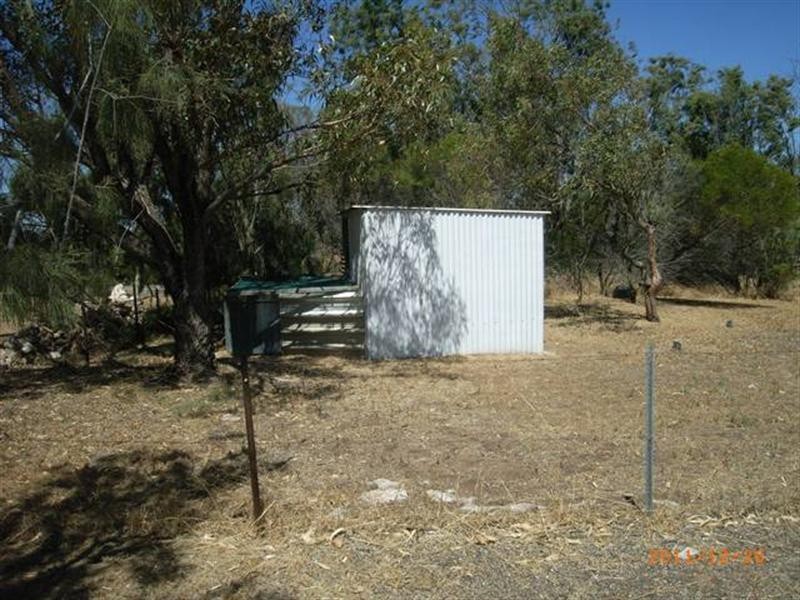 22 Tulloch Drive, Dongara WA 6525