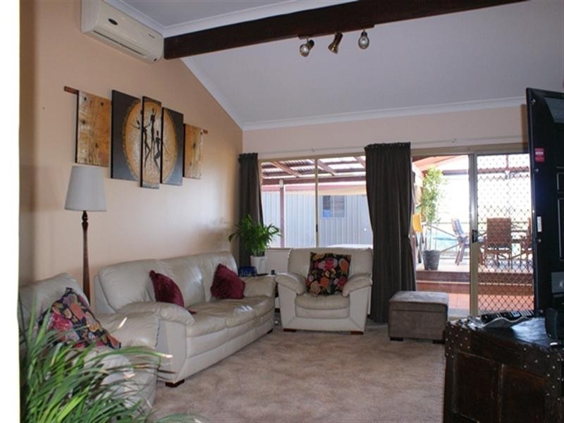 31 Church Street, Dongara WA 6525