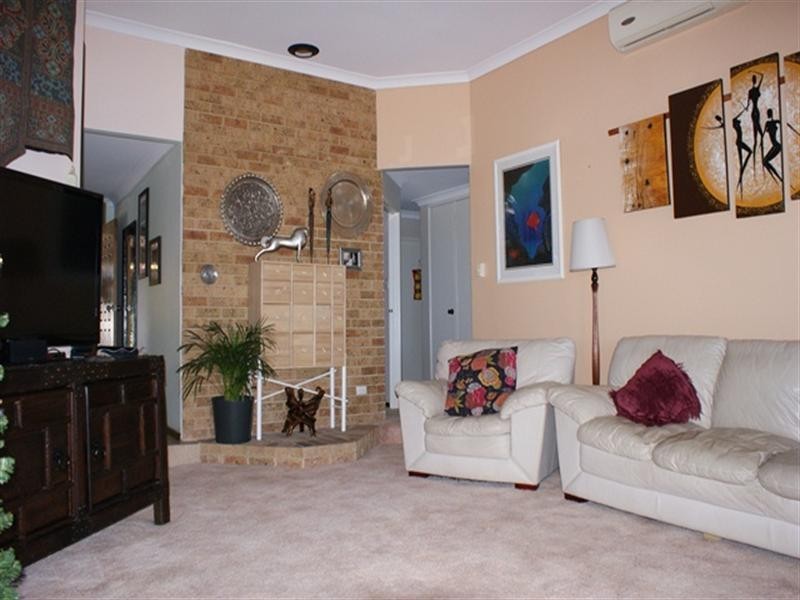 31 Church Street, Dongara WA 6525