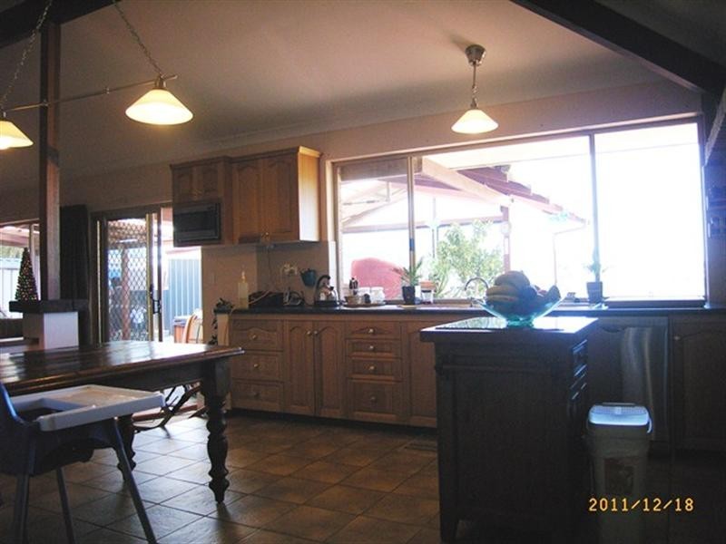 31 Church Street, Dongara WA 6525