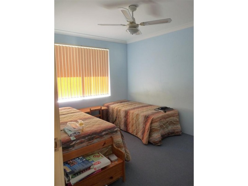 15 Mitchell Heights, Dongara WA 6525