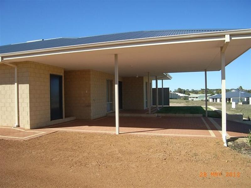 41 Premier Circle, Dongara WA 6525