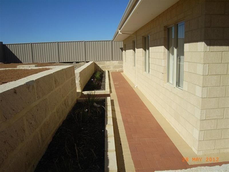 41 Premier Circle, Dongara WA 6525