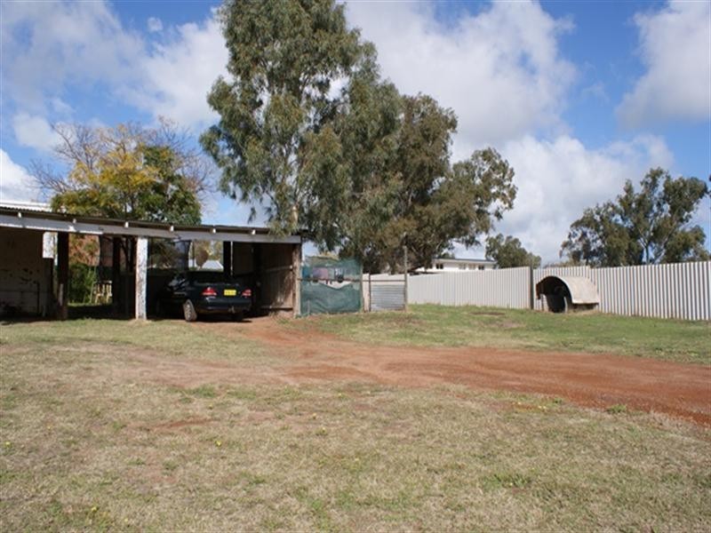 13-15 Victoria Road, Mingenew WA 6522