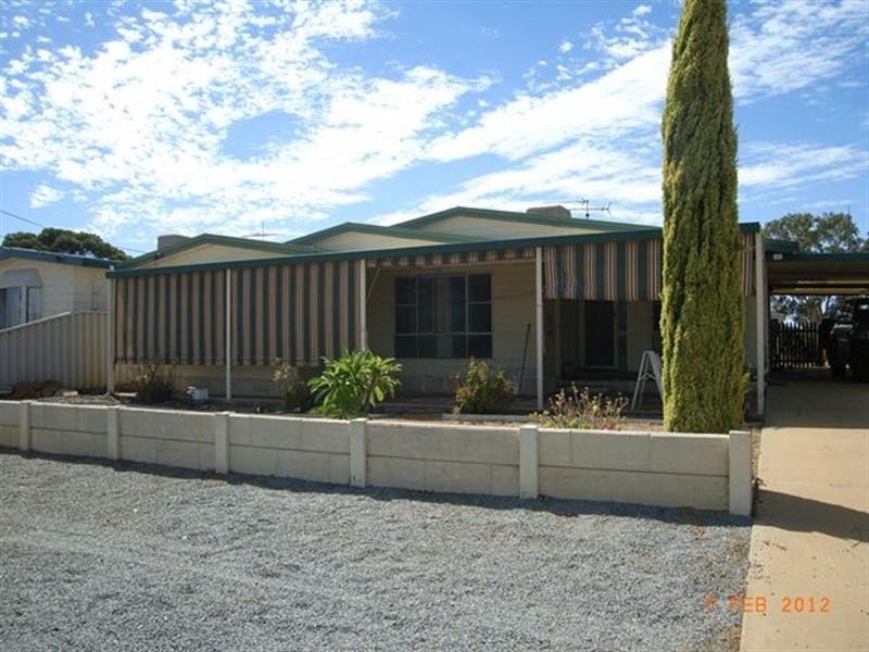 15 Gooch Street, Three Springs WA 6519