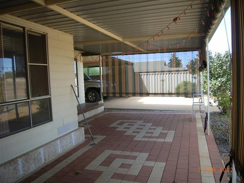 15 Gooch Street, Three Springs WA 6519