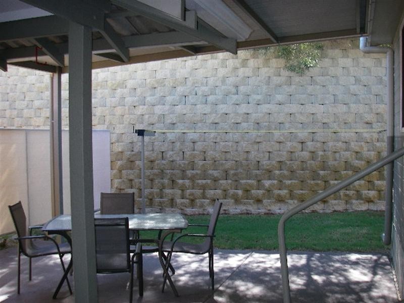 9/123 Point Leander Drive, Port Denison WA 6525