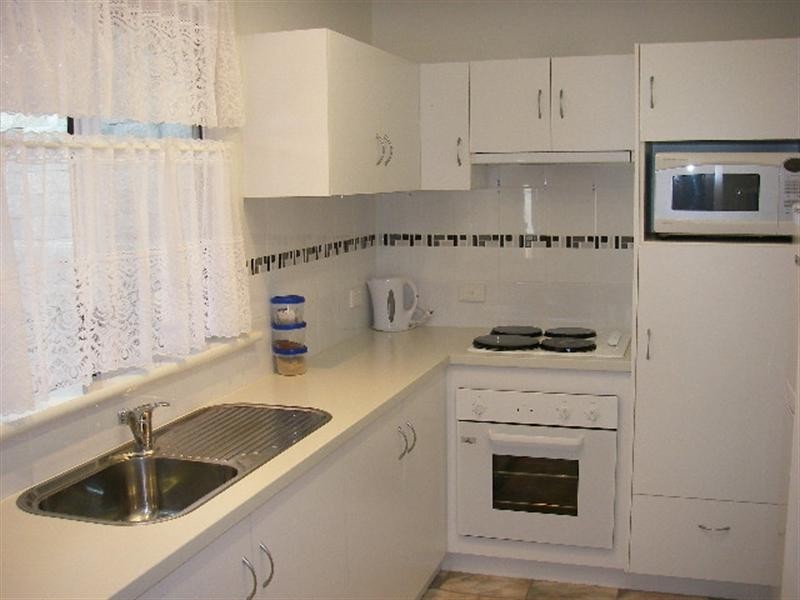 9/123 Point Leander Drive, Port Denison WA 6525