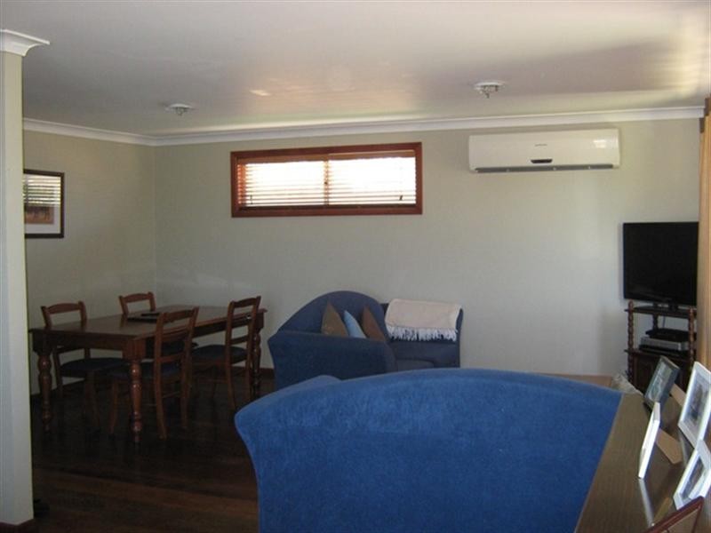 12 Downes Way, Port Denison WA 6525