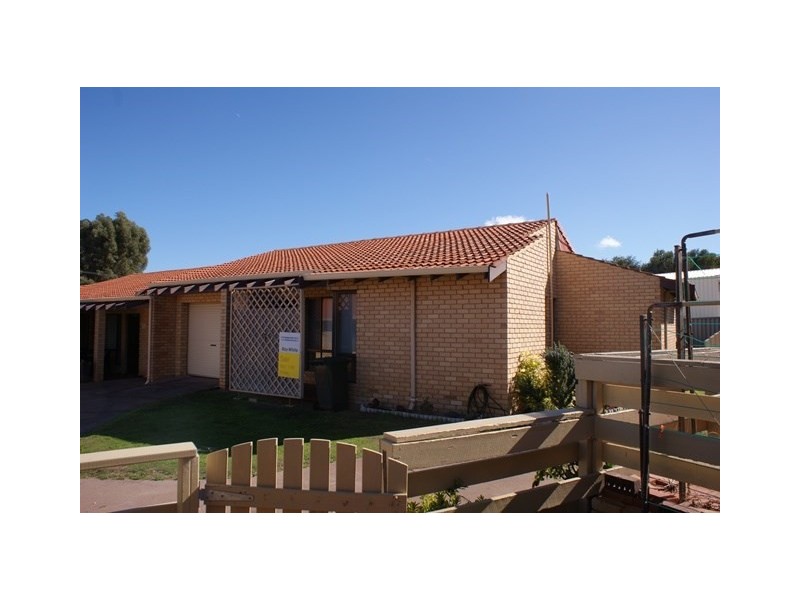 7/213 Point Leander Drive, Port Denison WA 6525