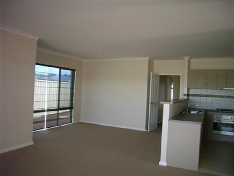 14 Damia Circle, Port Denison WA 6525