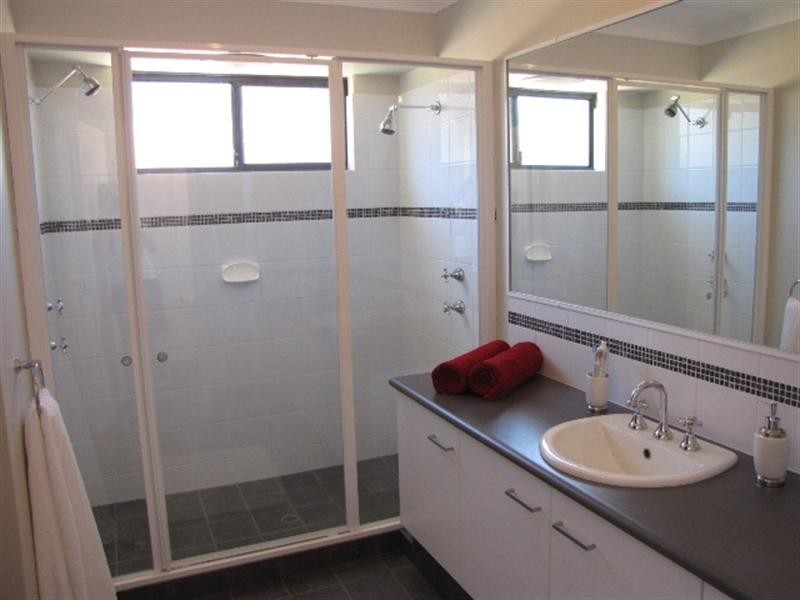 102 Brennand Road, Dongara WA 6525