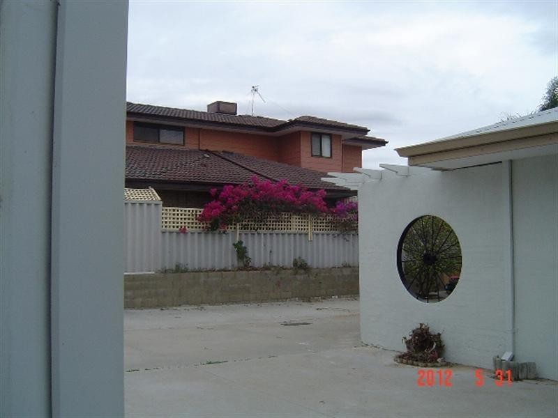 9 Bartlett Place, Port Denison WA 6525