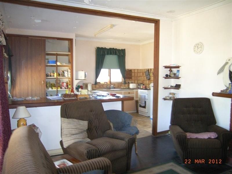 116 Point Leander Drive, Port Denison WA 6525