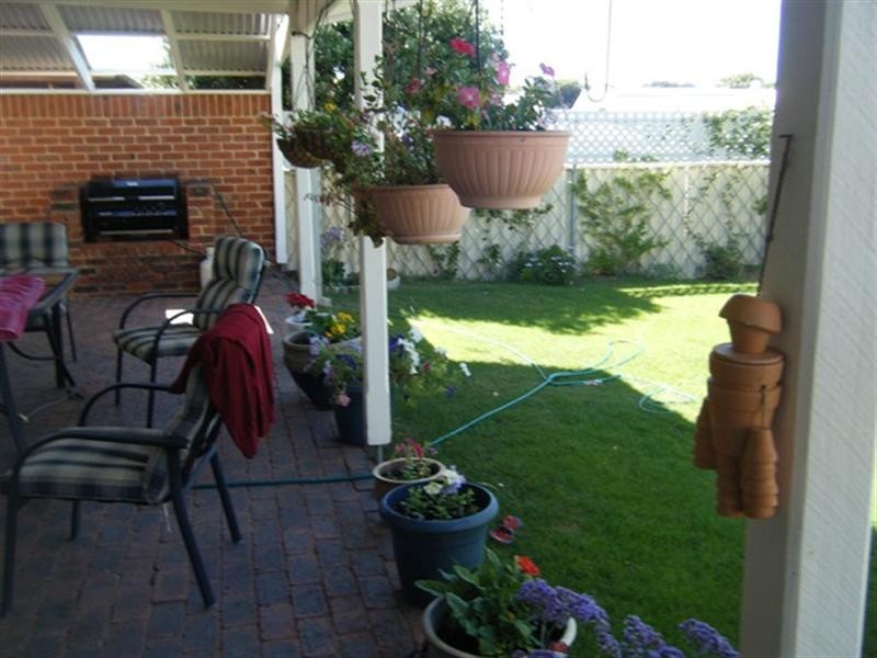 20 Downes Way, Port Denison WA 6525
