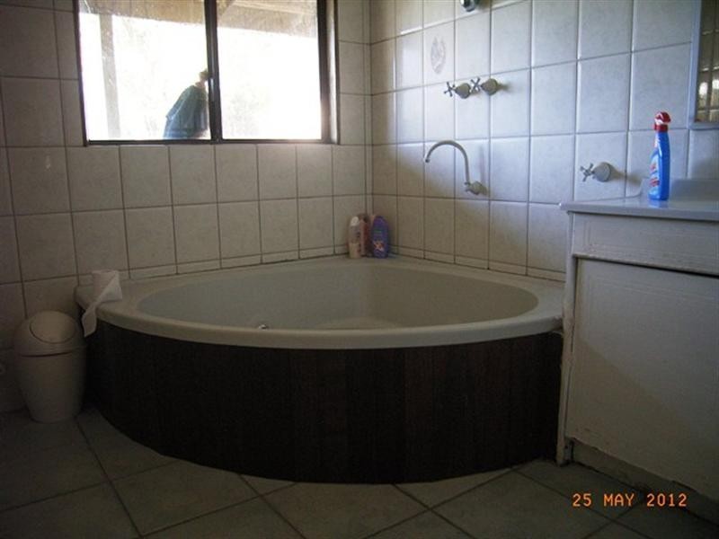 12 Bartlett Place, Port Denison WA 6525