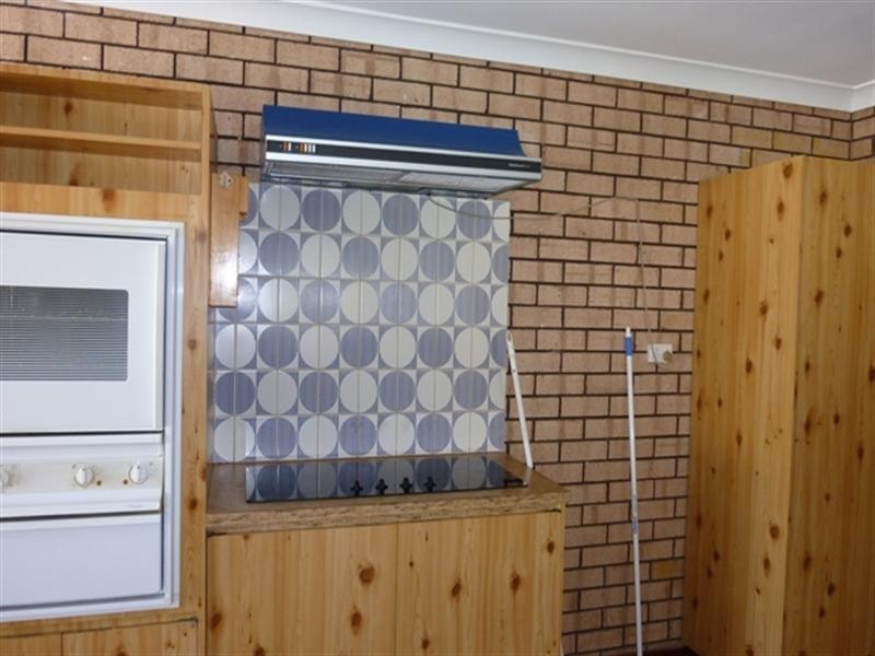 12 Dodd Street, Dongara WA 6525